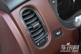 东风英菲尼迪-英菲尼迪QX50-2.5L 豪华版