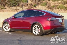 TESLA-MODEL X