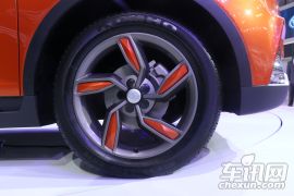 一汽奔腾-奔腾X4