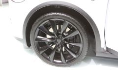 TESLA-MODEL X