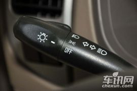江铃汽车-宝威-2.8T 两驱5座LX  ￥9.58
