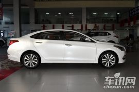 北京现代-名图-1.8L 自动智能型GLS