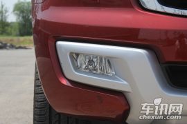 江铃汽车-撼路者-2.0T 汽油四驱旗舰版