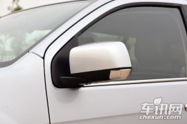 江西五十铃-五十铃mu-X-3.0T 四驱手动探索型 5座