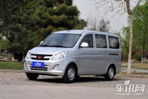 五菱荣光V