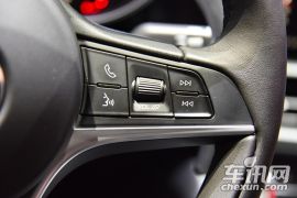 阿尔法罗密欧-Giulia