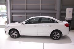 海马郑州-海马M6