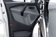 江铃汽车-全顺-2.0T柴油Kombi短轴低顶