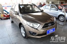 天津一汽-夏利N7-1.3L 自动豪华型