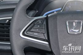 东风裕隆-锐3-1.6L CVT尊享型天窗版