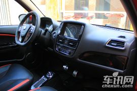 知豆电动车-知豆D2-D2S