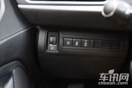 东风标致-标致308-1.6T 自动尊贵版