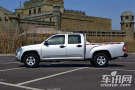 江铃集团轻汽-骐铃T3-2.4T创富版长厢4D25U