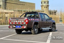 江铃集团轻汽-骐铃T7-2.8T四驱尊贵版加长轴距JE493ZLQ4CB