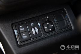 江铃集团轻汽-骐铃T7-2.8T四驱尊贵版加长轴距JE493ZLQ4CB