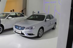 北汽新能源-北汽新能源ES210