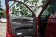 陆风汽车-陆风X8-2.0T 汽油4X4超豪华型