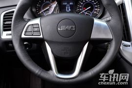 江铃汽车-域虎-2.4T四驱豪华版JX4D24