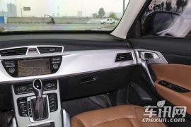 吉利汽车-博越-1.8TD 自动智尊型