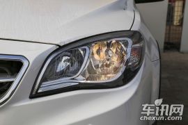 东南汽车-V6菱仕-CROSS 1.5L 手动智尊型