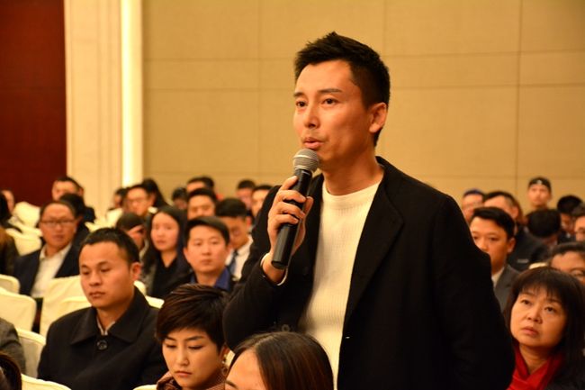 第十八届中国(昆明)国际汽车博览会发布会_车