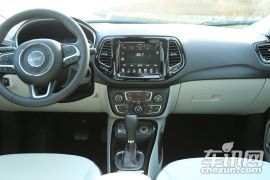 广汽菲克-指南者-200T 自动臻享版