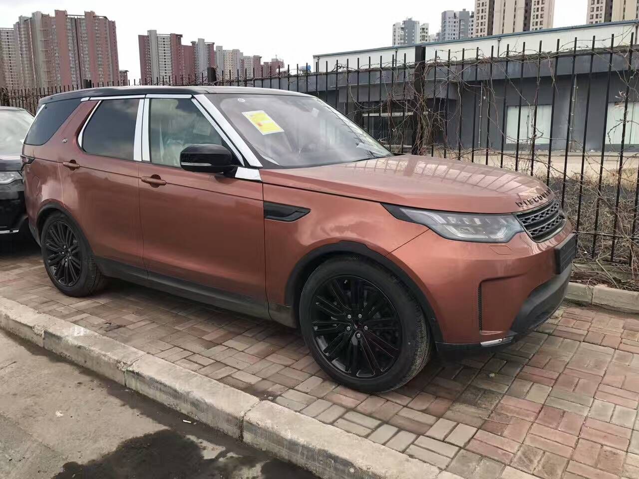 2017款路虎发现5美规汽油版顶级硬派越野车