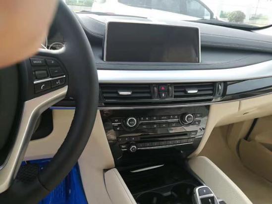 17款平行进口宝马X6 庞大车身 跑车的性能