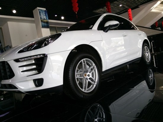 17款保时捷卡宴五一劲惠价格超值秒杀