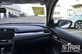东风本田-思域-220TURBO 自动豪华版