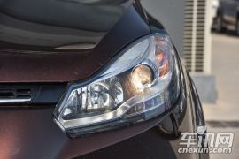 江铃汽车-驭胜S350-2.0T 自动两驱汽油超豪华版5座