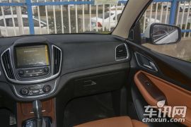 宝骏-宝骏560-律动版 1.8L AMT智能尊享型