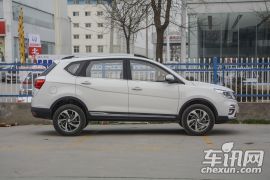 宝骏-宝骏560-律动版 1.8L AMT智能尊享型