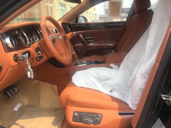 17款宾利飞驰天津港现车多少钱现车优惠