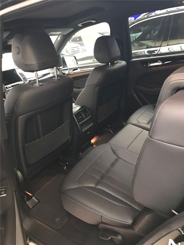 17款奔馳GLS450團(tuán)購價(jià) 巔峰越駕暢銷越野車