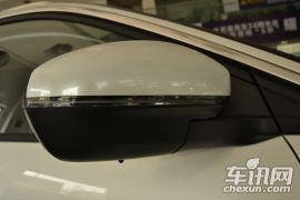 东风标致-标致5008-380THP 7座精英版