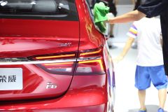 上汽集团-荣威i6