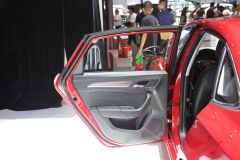 上汽集团-荣威i6