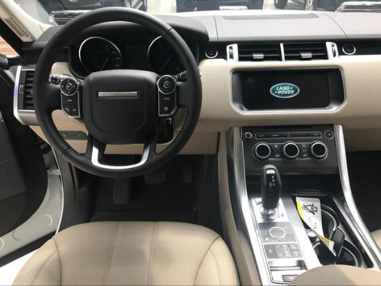 17款路虎揽胜运动3.0柴油大气越野特惠天津最低报价分期