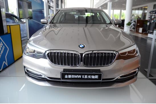 新款宝马5系 news_default_2619B6EA1E10C0172423566BD1C34DA4.jpg