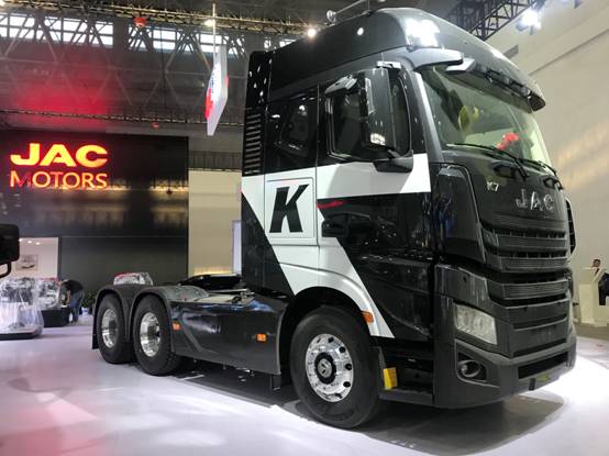 扬帆江城江淮重卡格尔发K7亮相武汉车展_车讯