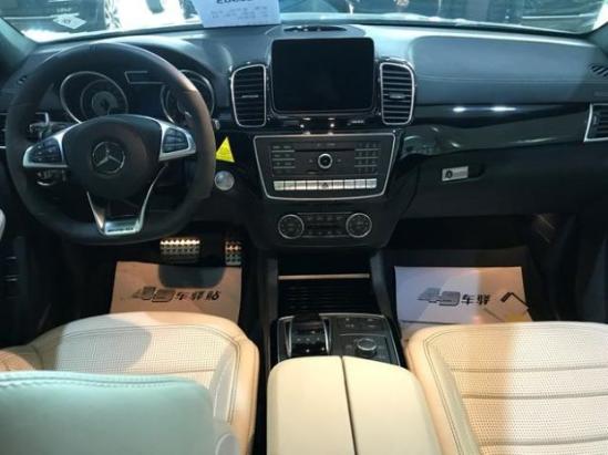 ​奔驰GLS63现车最低报价新年优惠火热进行