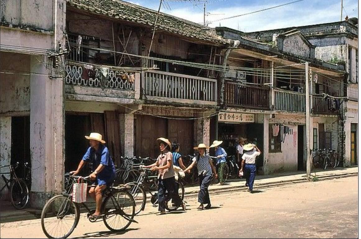 卡儿酷汽车启动电源获选“深圳礼物”称号