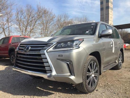 2018款雷克萨斯LX570全国可上牌购车不加价