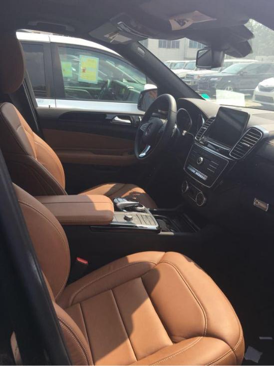 17款奔驰GLS450全港超低价，全国上牌，质量有三包。