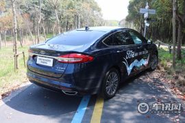 长安福特 蒙迪欧 2.0 PHEV 智尊旗舰型
