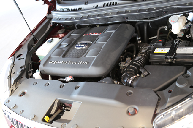 SWM斯威X7互联版上市 十万智能大7座SUV