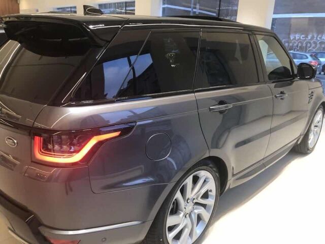 2018款路虎揽胜运动柴油版3.0 贵族至爱车