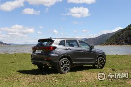 长安汽车-长安CS75-1.8T 自动四驱智耀型