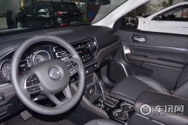 广汽菲克-大指挥官-2.0T 四驱智享版  ￥33.28